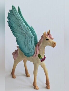 Schleich Bayala Winged Unicorn / Pegasus Figure